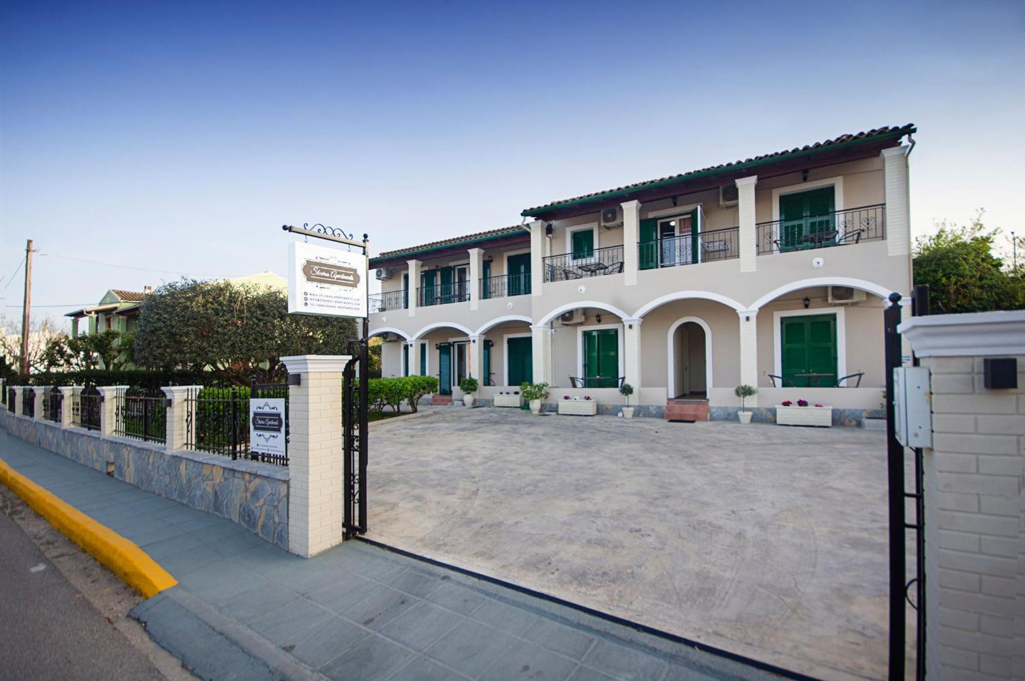 Stavros Apartments Kontokali Next To Gouvia Marina Exterior foto